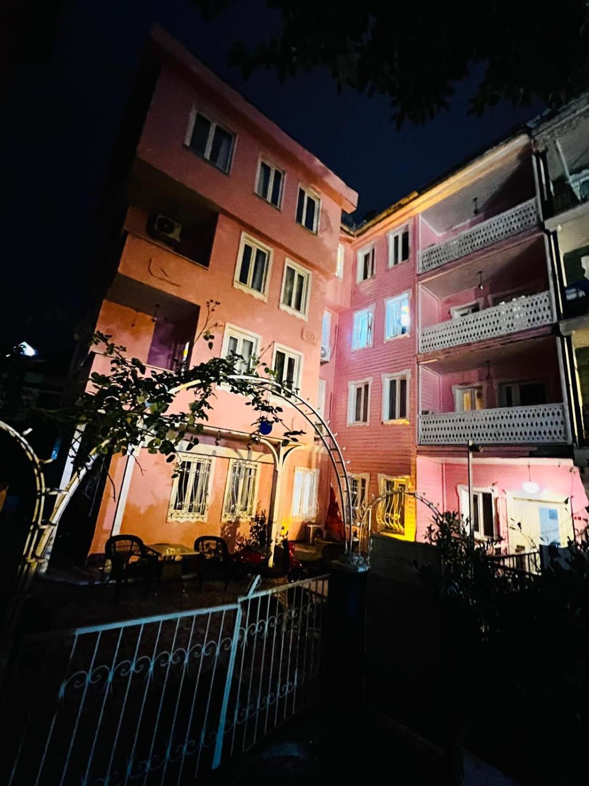 Pembe Koesk Old City Center Istanbul Exterior photo